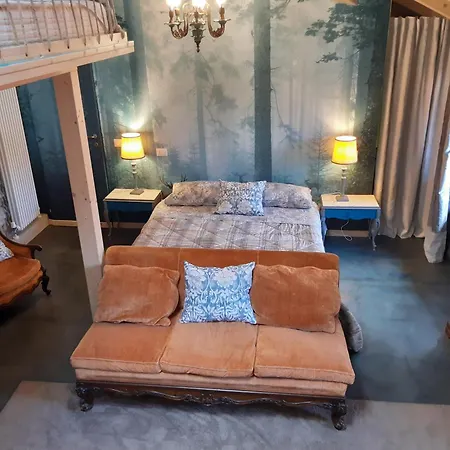 Apartmán Horta - Charming Attic With Rooftop View Lezzeno