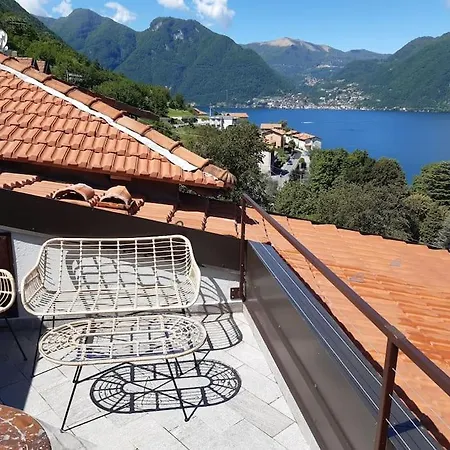 Lejlighed Horta - Charming Attic With Rooftop View *