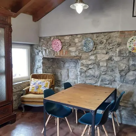 Horta - Charming Attic With Rooftop View * Lezzeno