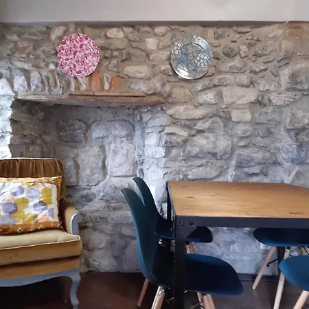 Lejlighed Horta - Charming Attic With Rooftop View Lezzeno