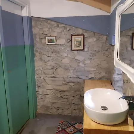 Apartment Horta - Charming Attic With Rooftop View