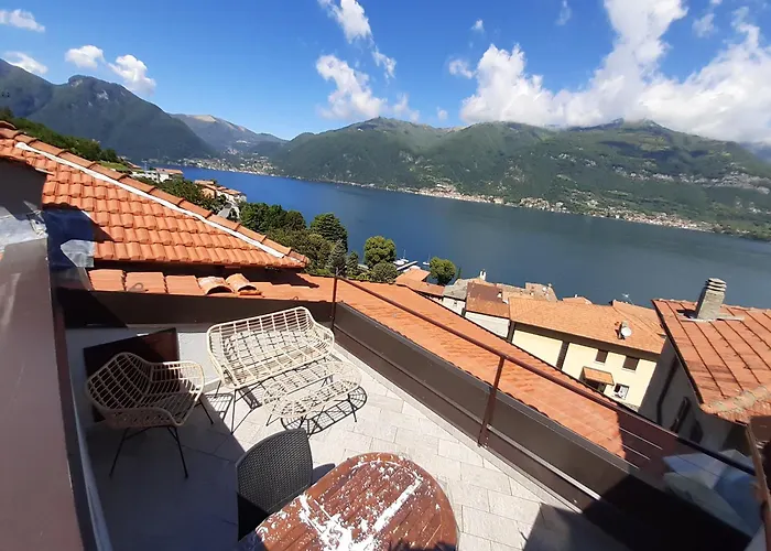 Apartment Horta - Charming Attic With Rooftop View