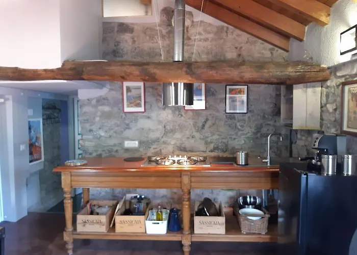 Horta - Charming Attic With Rooftop View