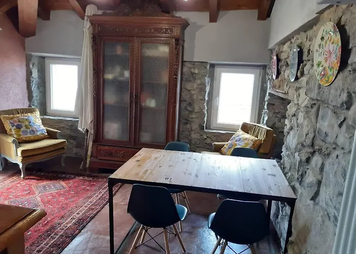 Horta - Charming Attic With Rooftop View