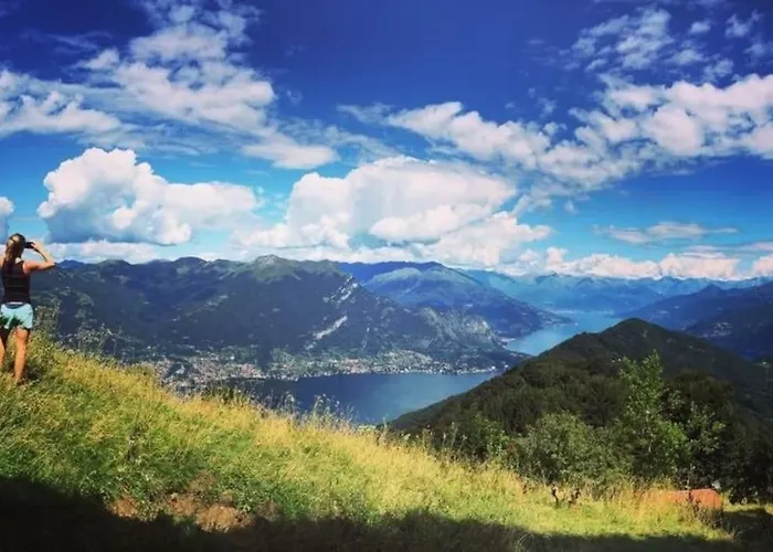 Horta - Charming Attic With Rooftop View Lezzeno