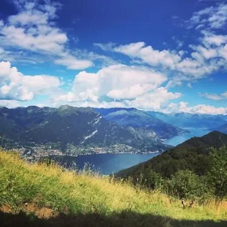 Horta - Charming Attic With Rooftop View レッツェノ